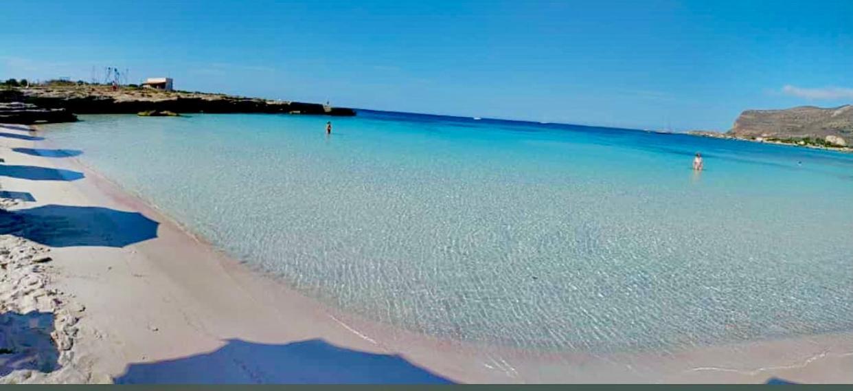 Stabilimento Lido Burrone Bed & Breakfast Favignana Exterior photo