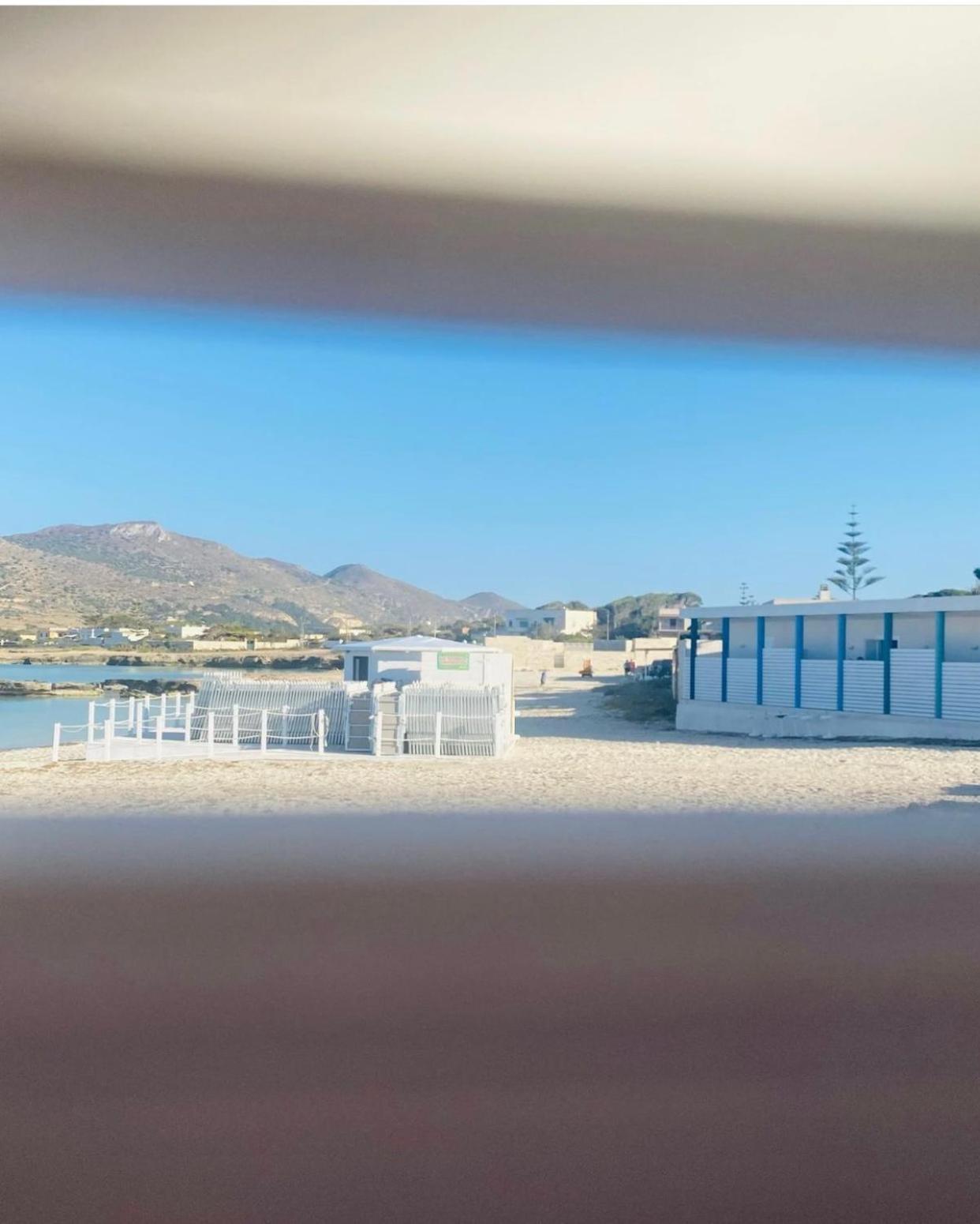 Stabilimento Lido Burrone Bed & Breakfast Favignana Exterior photo